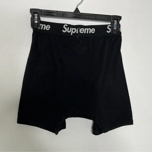 M3枚Supreme Hanes® Boxer Briefs Black\" Supreme Hanes Boxer Briefs (4 Pack) Black Men's - US